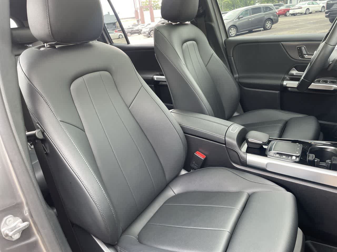 Used 2022 Mercedes-Benz EQB 350 4MATIC image 14