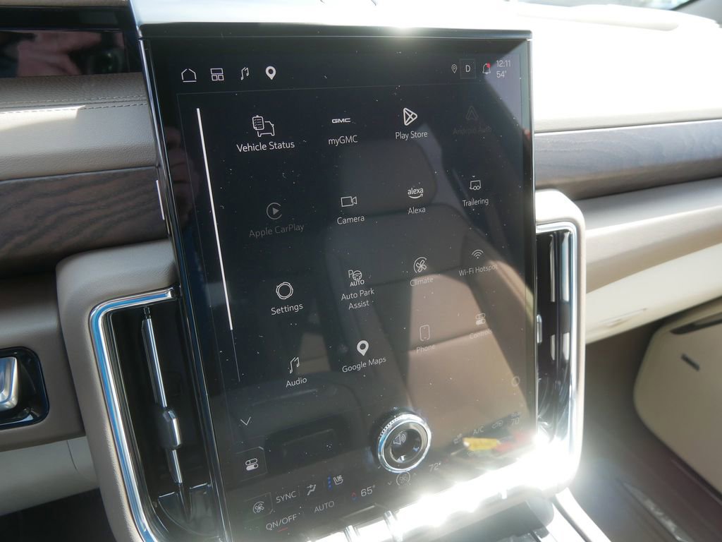 Used 2025 GMC Yukon XL Denali w/ LPO, Floor Liner Package AWD/4WD image 28