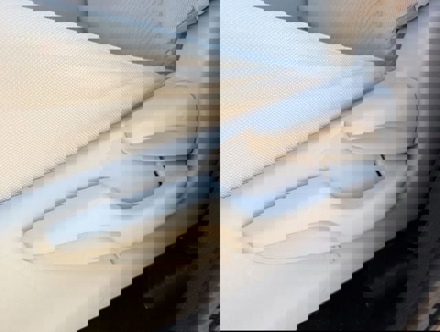 Used 2019 Toyota Highlander LE FWD image 25