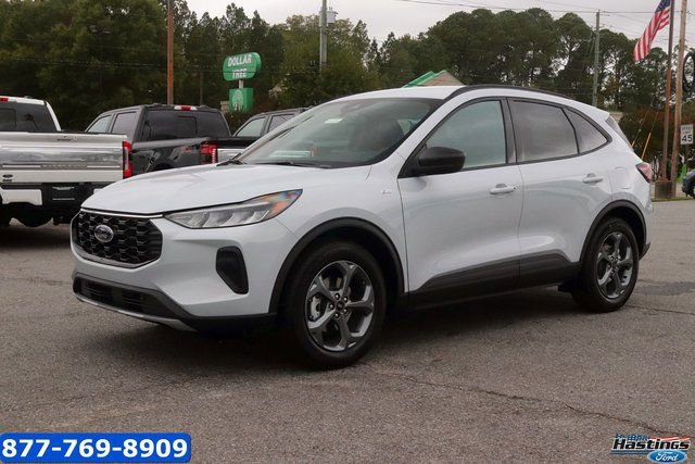 New 2026 Ford Escape ST-Line image 3