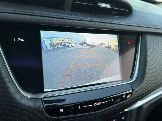 Used 2017 Cadillac XT5 Luxury w/ Driver Awareness Package image 14