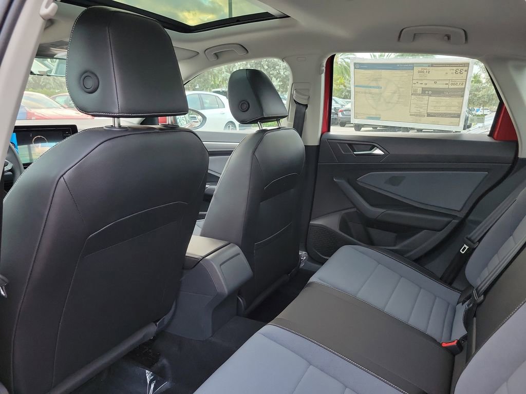 New 2026 Volkswagen Jetta SE image 5