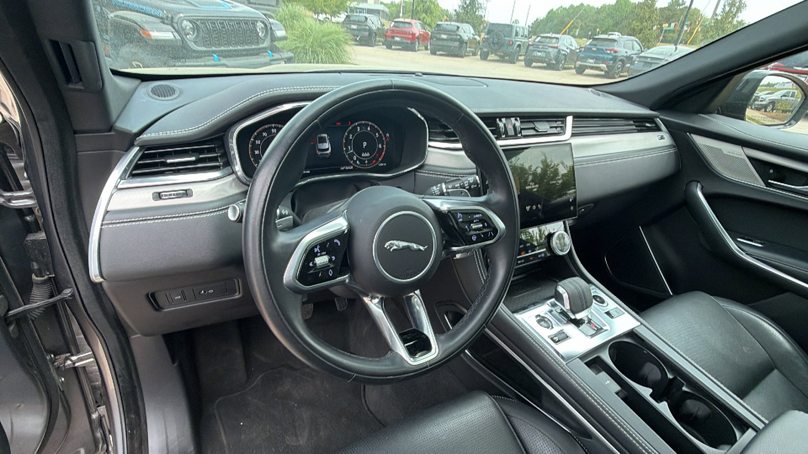 Used 2024 Jaguar F-PACE R-Dynamic S AWD/4WD image 25