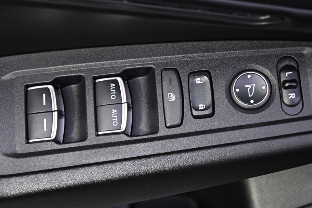 Used 2024 Honda Accord EX image 23