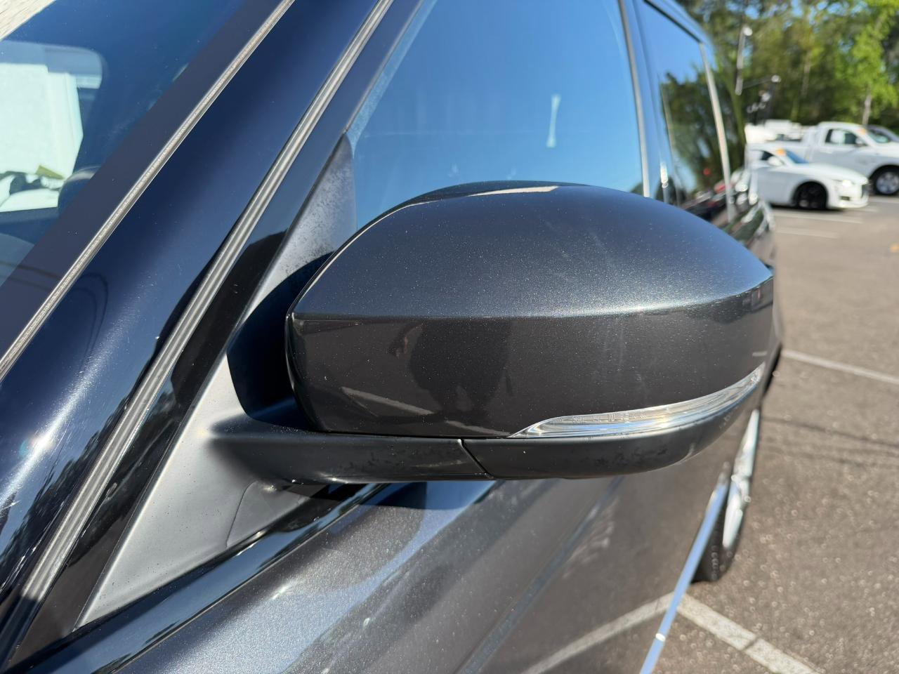 Used 2016 Land Rover Range Rover HSE image 8