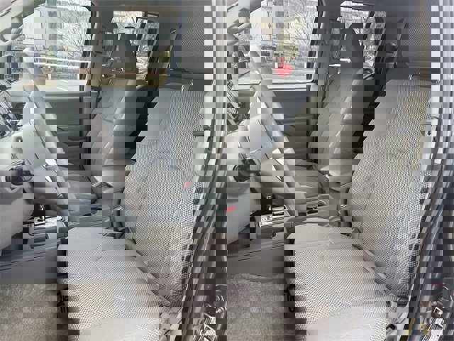 Used 2015 Nissan Frontier SV w/ SV Value Truck Package image 26