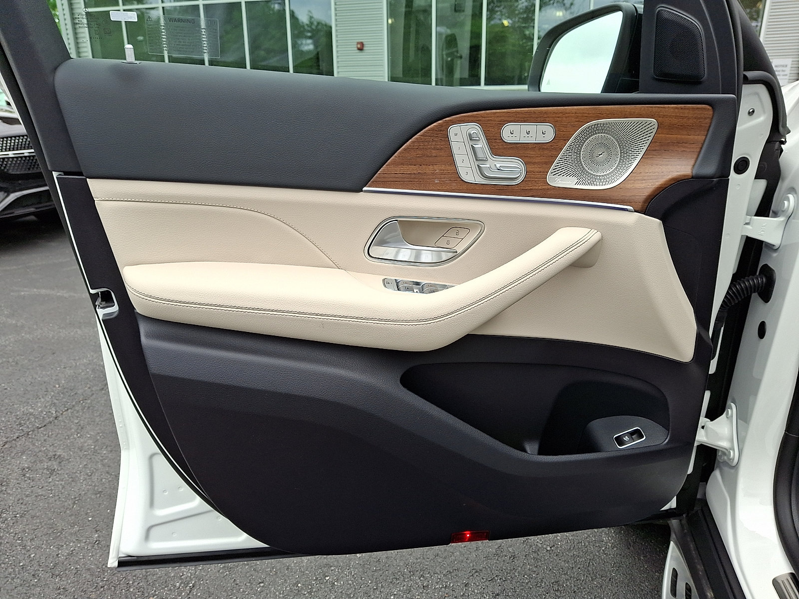 New 2026 Mercedes-Benz GLS 450 4MATIC image 13