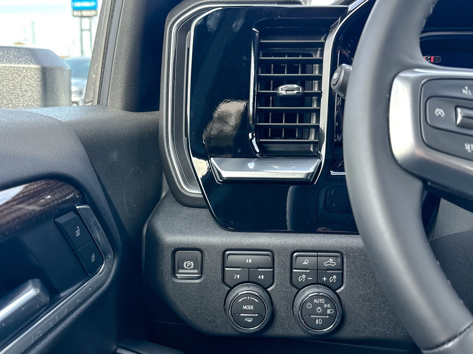 New 2026 Chevrolet Silverado 2500 LT w/ Trail Boss Package image 35