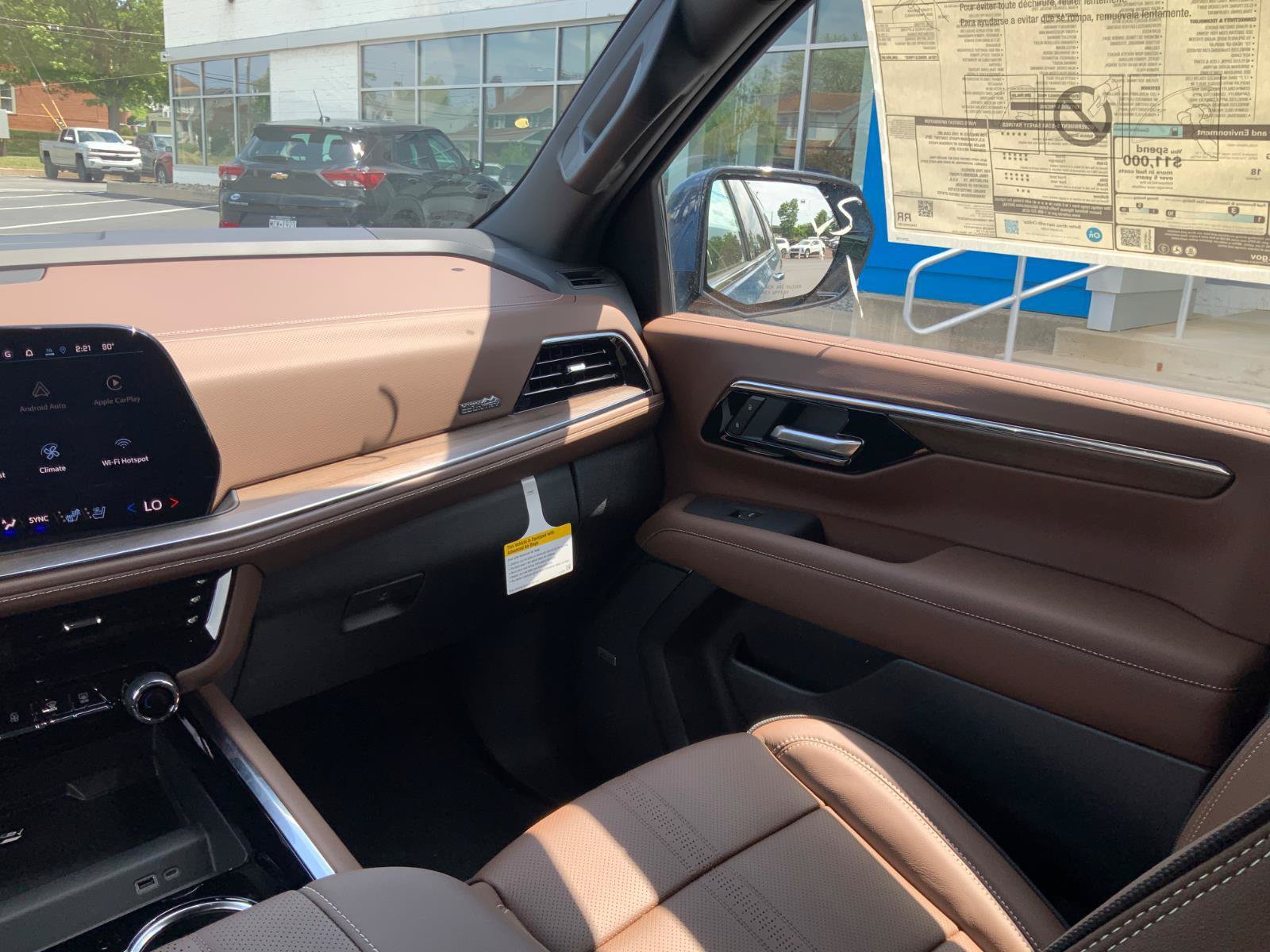 New 2026 Chevrolet Suburban High Country AWD/4WD image 17