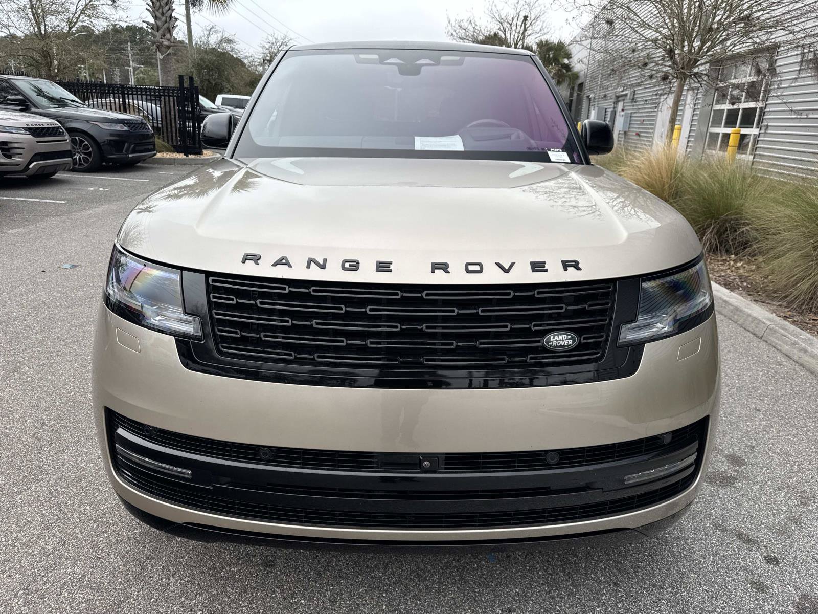 Certified 2023 Land Rover Range Rover Autobiography AWD/4WD image 8