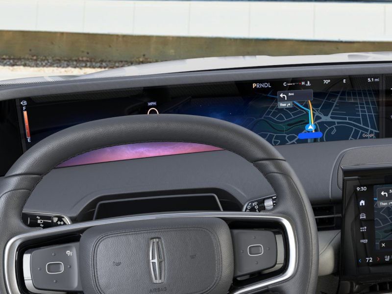 New 2026 Lincoln Nautilus Premier AWD/4WD image 13