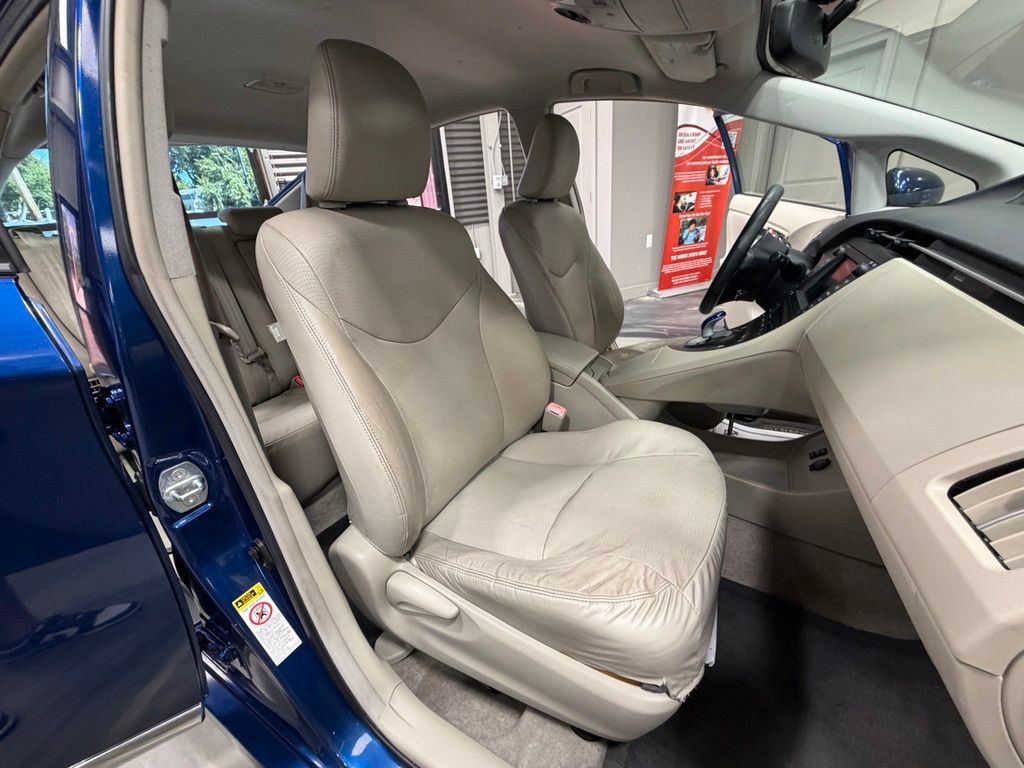 Used 2010 Toyota Prius Five FWD image 4