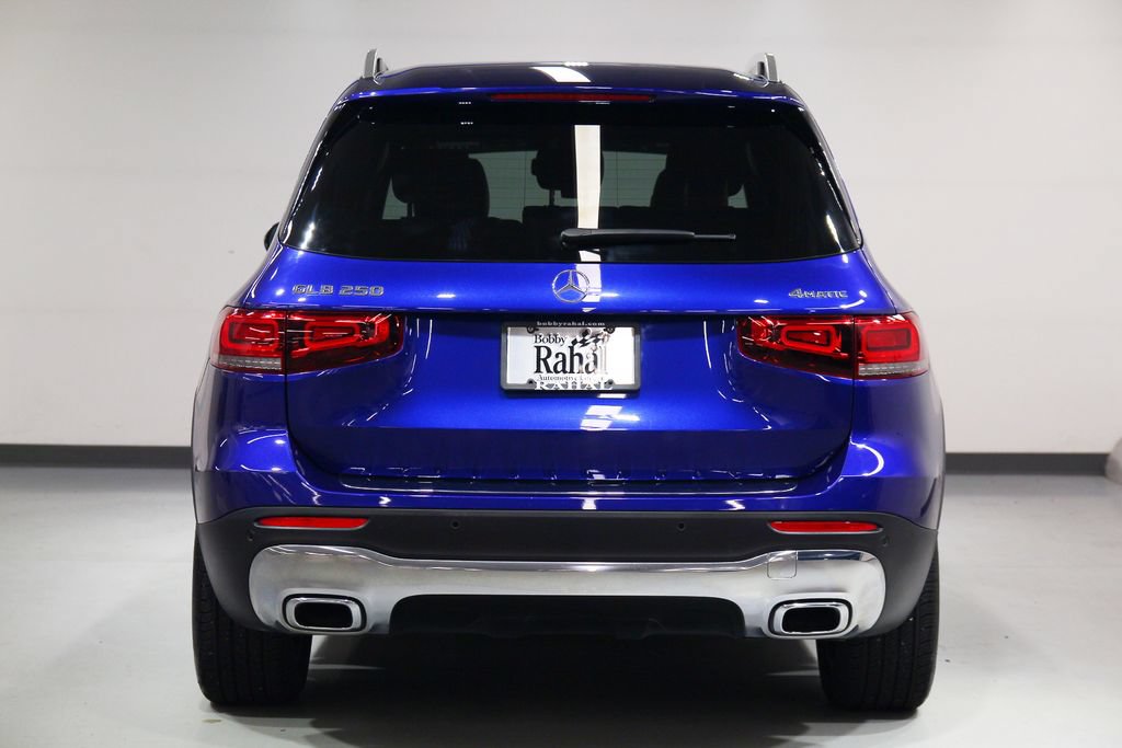 Used 2020 Mercedes-Benz GLB 250 4MATIC image 2