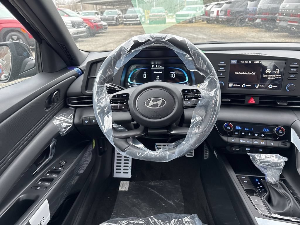 New 2026 Hyundai Elantra Sport FWD image 11