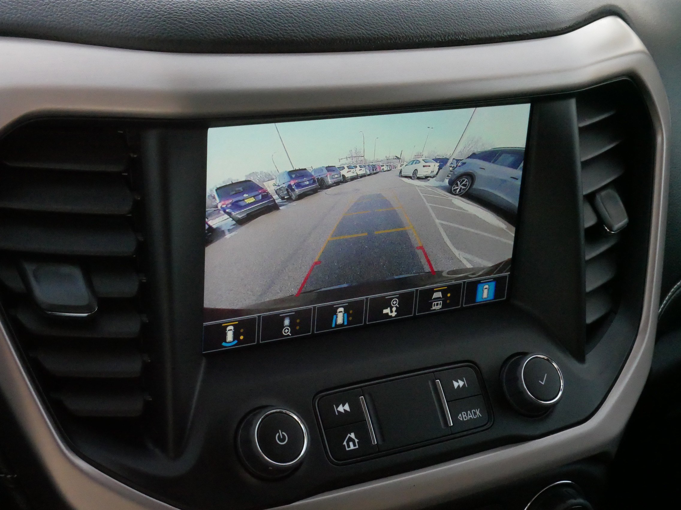 Used 2023 GMC Acadia Denali w/ Black Diamond Edition image 32