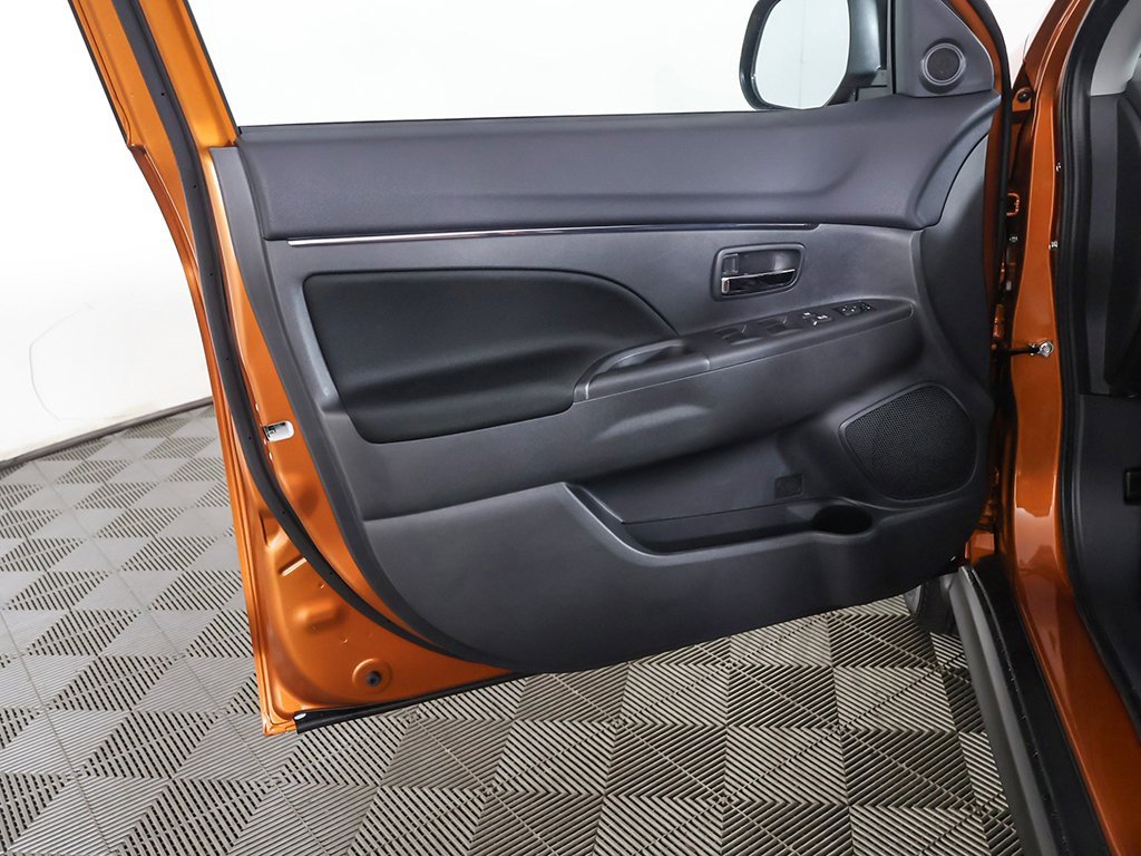 New 2025 Mitsubishi Outlander Sport ES image 17