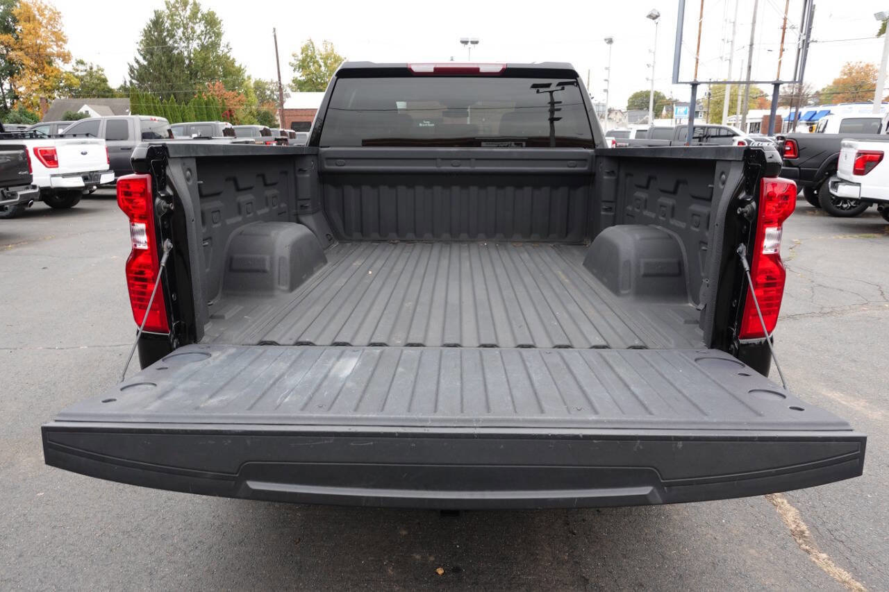 Used 2023 Chevrolet Silverado 1500 Custom image 24