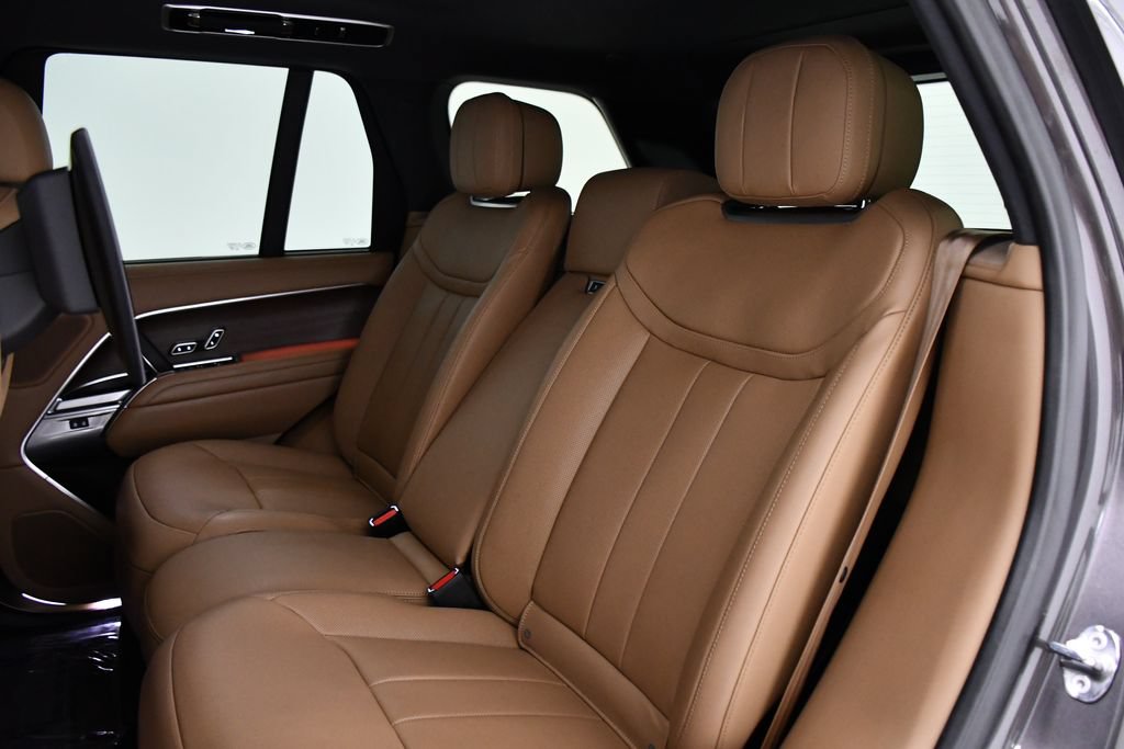 Used 2023 Land Rover Range Rover Autobiography AWD/4WD image 21