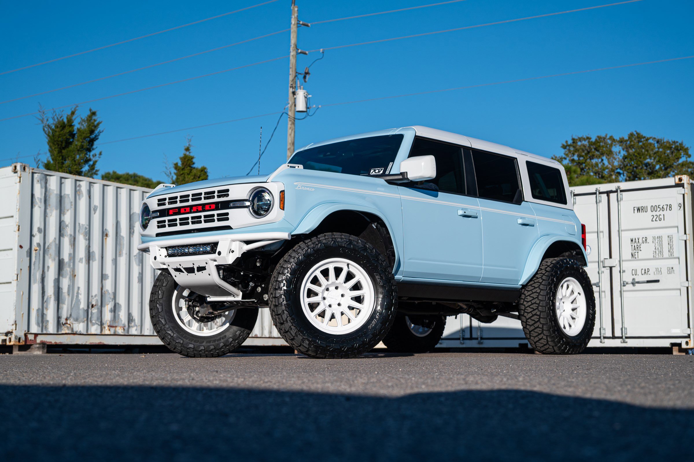 New 2025 Ford Bronco Heritage Edition image 10