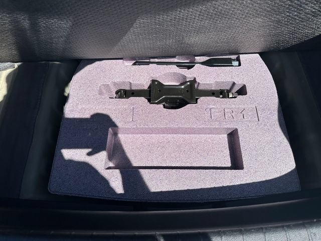 Used 2025 Nissan Altima 2.5 SV FWD image 26