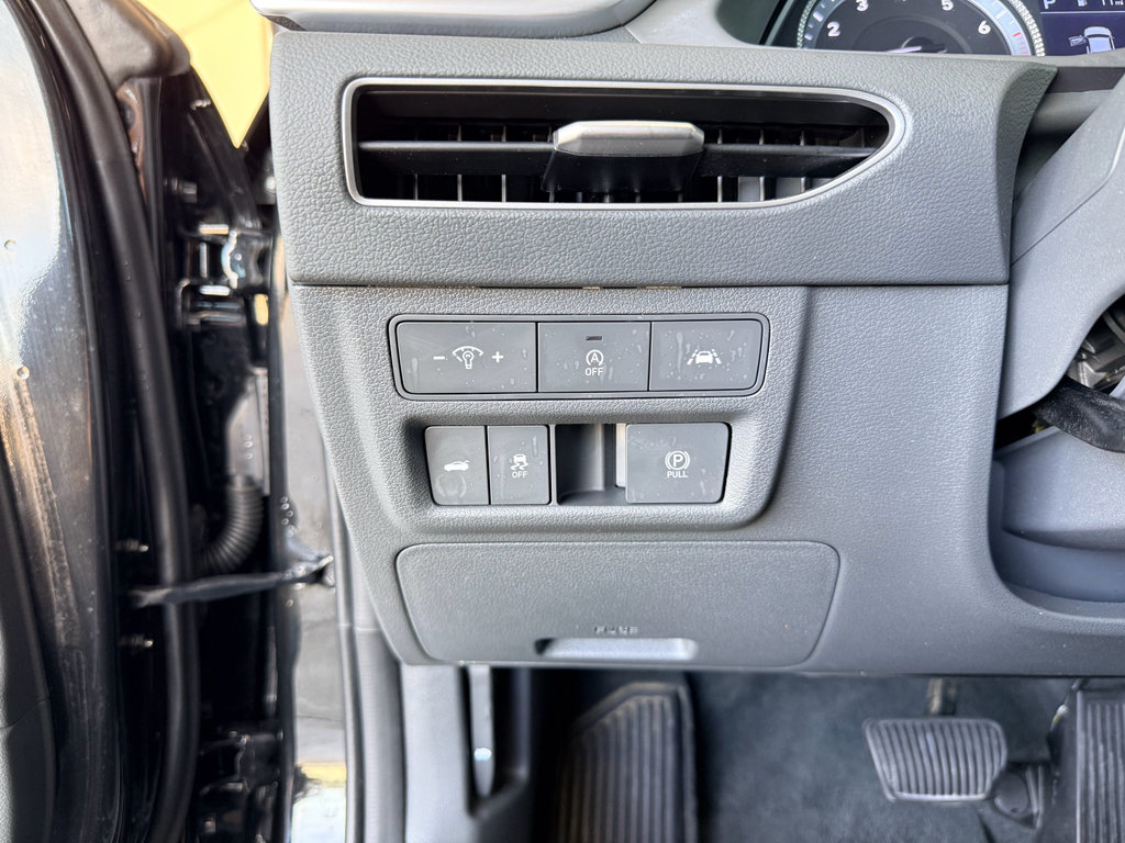 Used 2022 Hyundai Sonata SE w/ Cargo Package FWD image 16