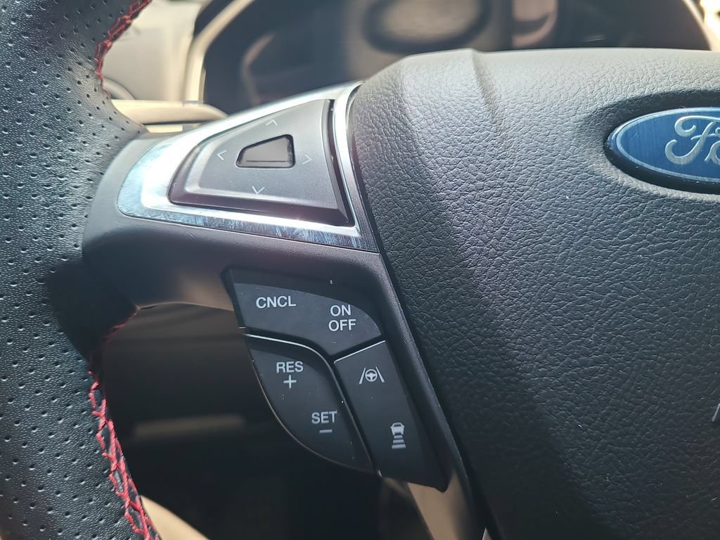 Used 2020 Ford Edge ST-Line FWD image 40