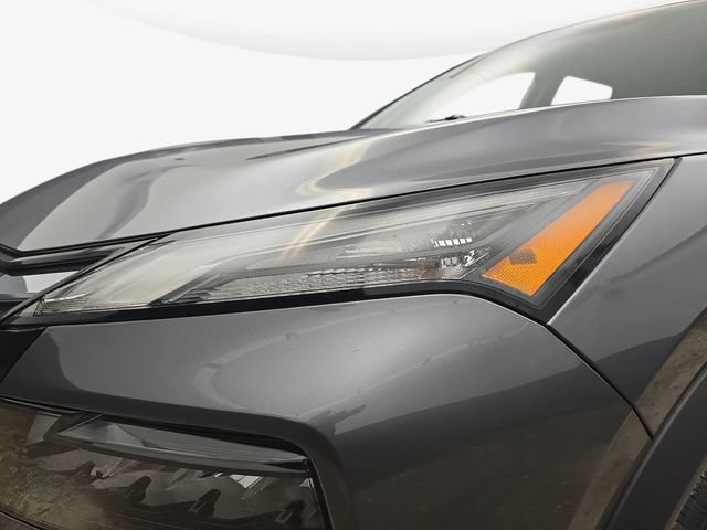 Used 2026 Nissan Rogue SV FWD image 32