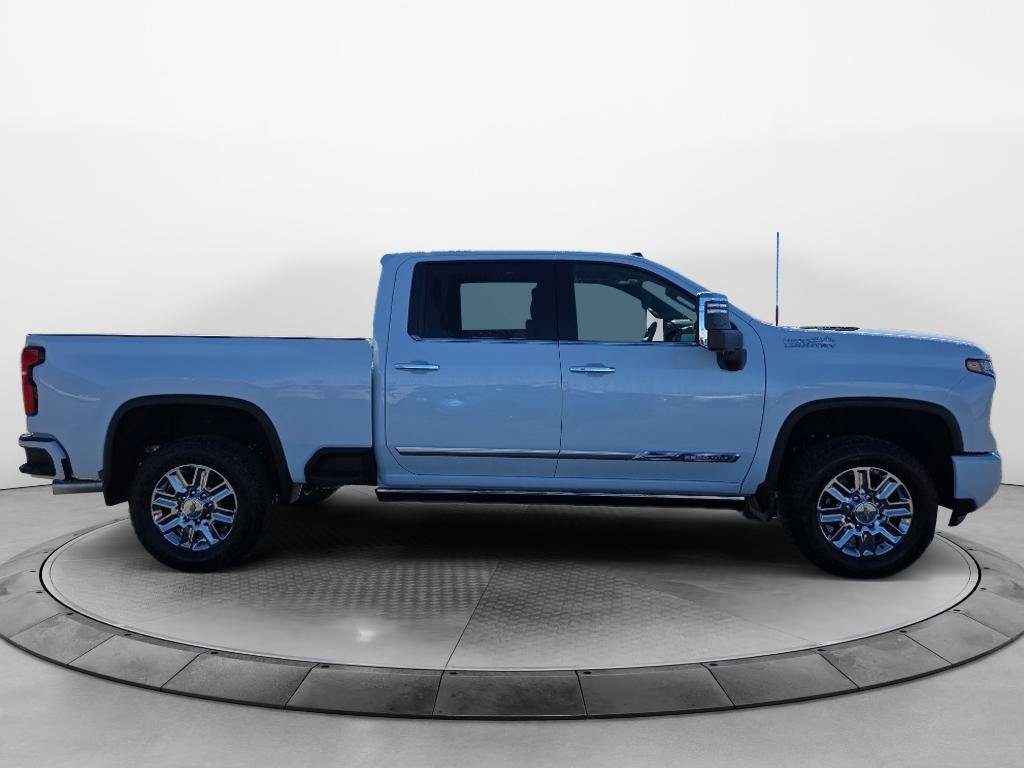 New 2026 Chevrolet Silverado 2500 High Country w/ High Country Premium Package AWD/4WD image 6