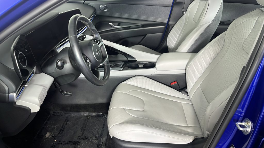 Used 2023 Hyundai Elantra Limited FWD image 27