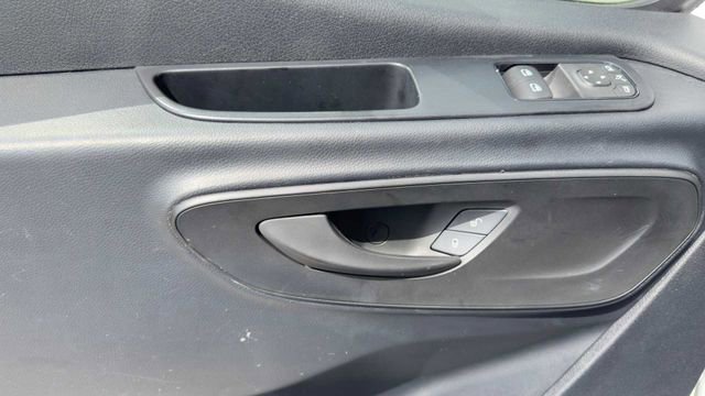 Used 2023 Mercedes-Benz Sprinter 2500 image 19