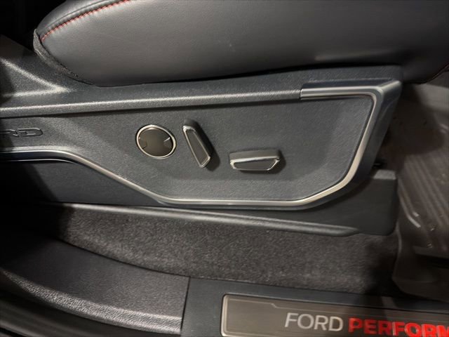 Used 2025 Ford F150 Raptor image 23