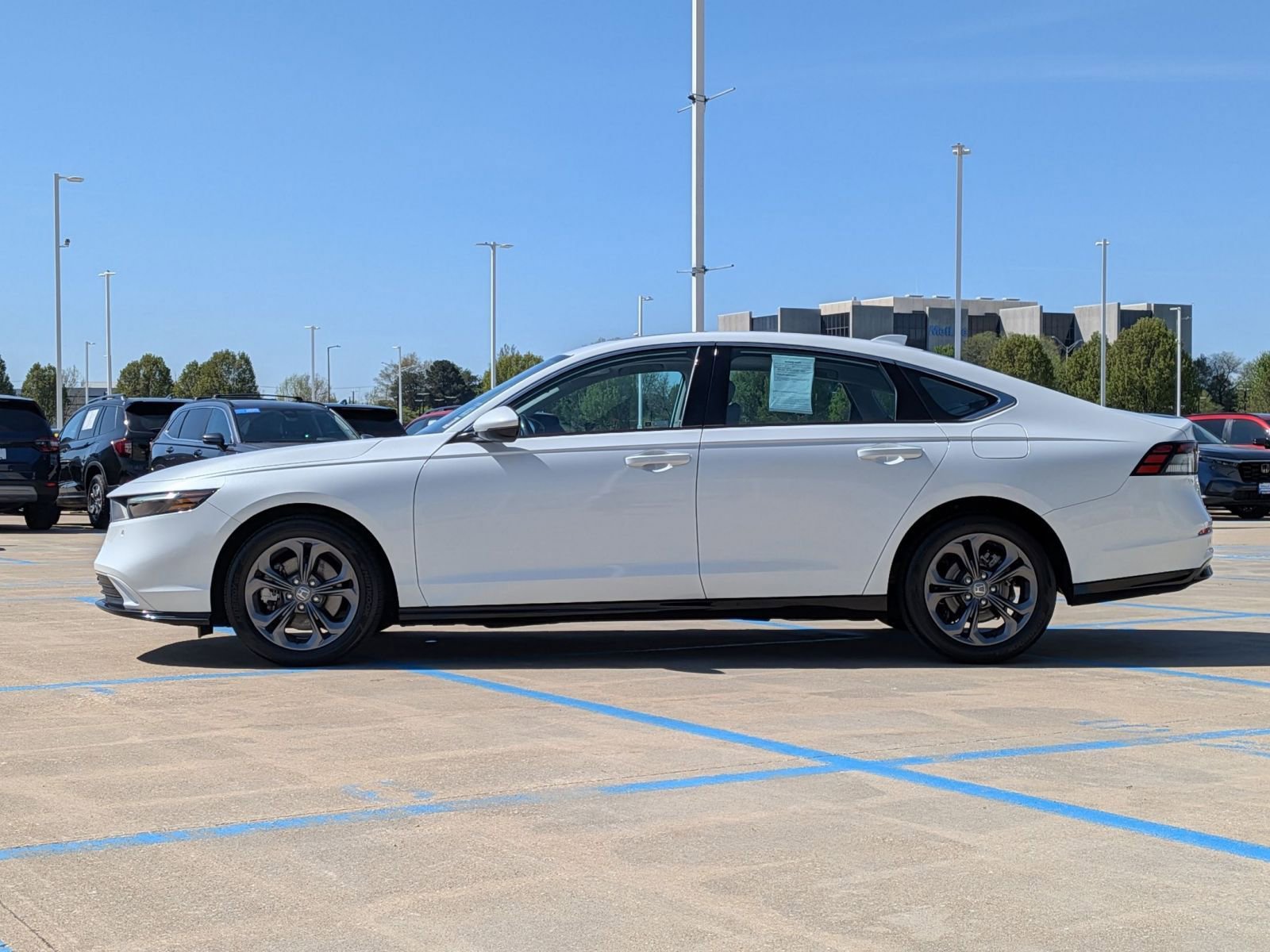 Certified 2023 Honda Accord EX-L image 9