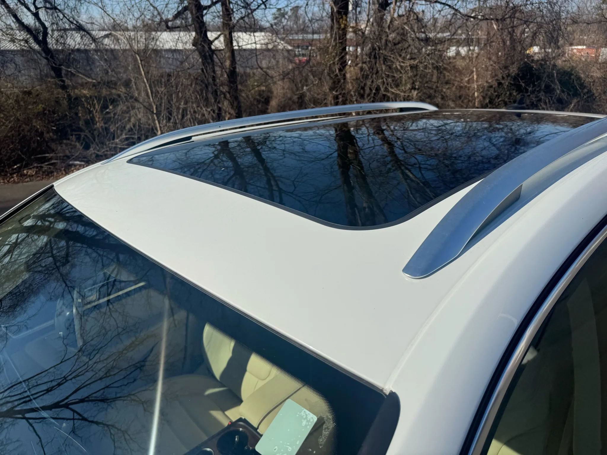 Used 2015 Volkswagen Touareg VR6 image 14