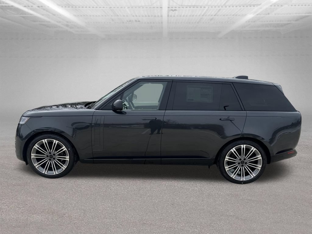 New 2026 Land Rover Range Rover Long Wheelbase SE AWD/4WD image 3
