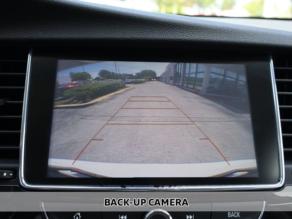 Used 2020 Buick Encore Preferred w/ Safety Package FWD image 4