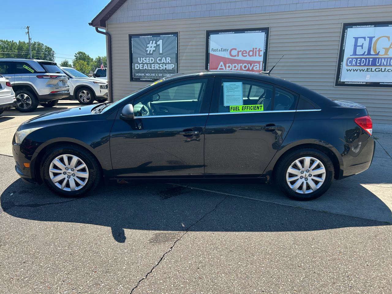 Used 2011 Chevrolet Cruze LS w/ Connectivity Package FWD image 8