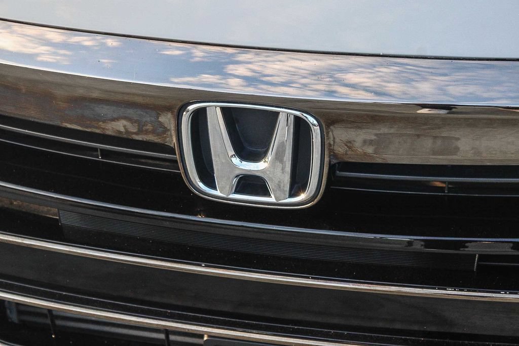 Used 2022 Honda Accord Sport image 6