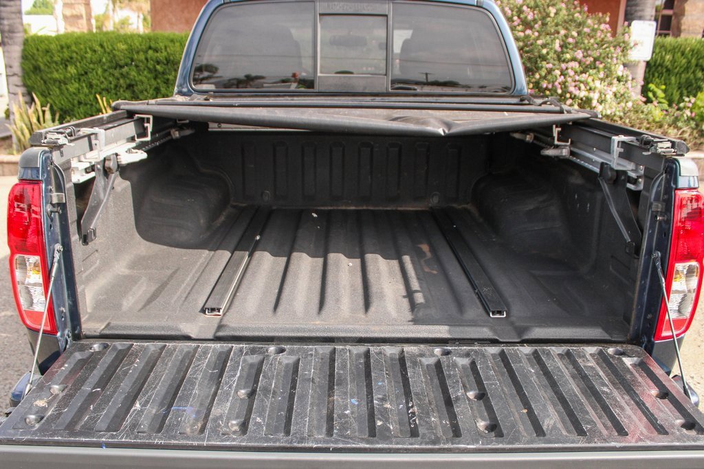 Used 2020 Nissan Frontier SV image 8