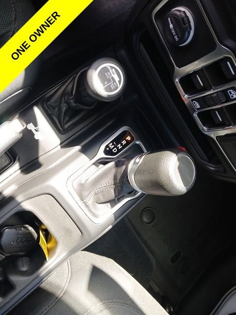 Certified 2023 Jeep Gladiator Sport AWD/4WD image 24