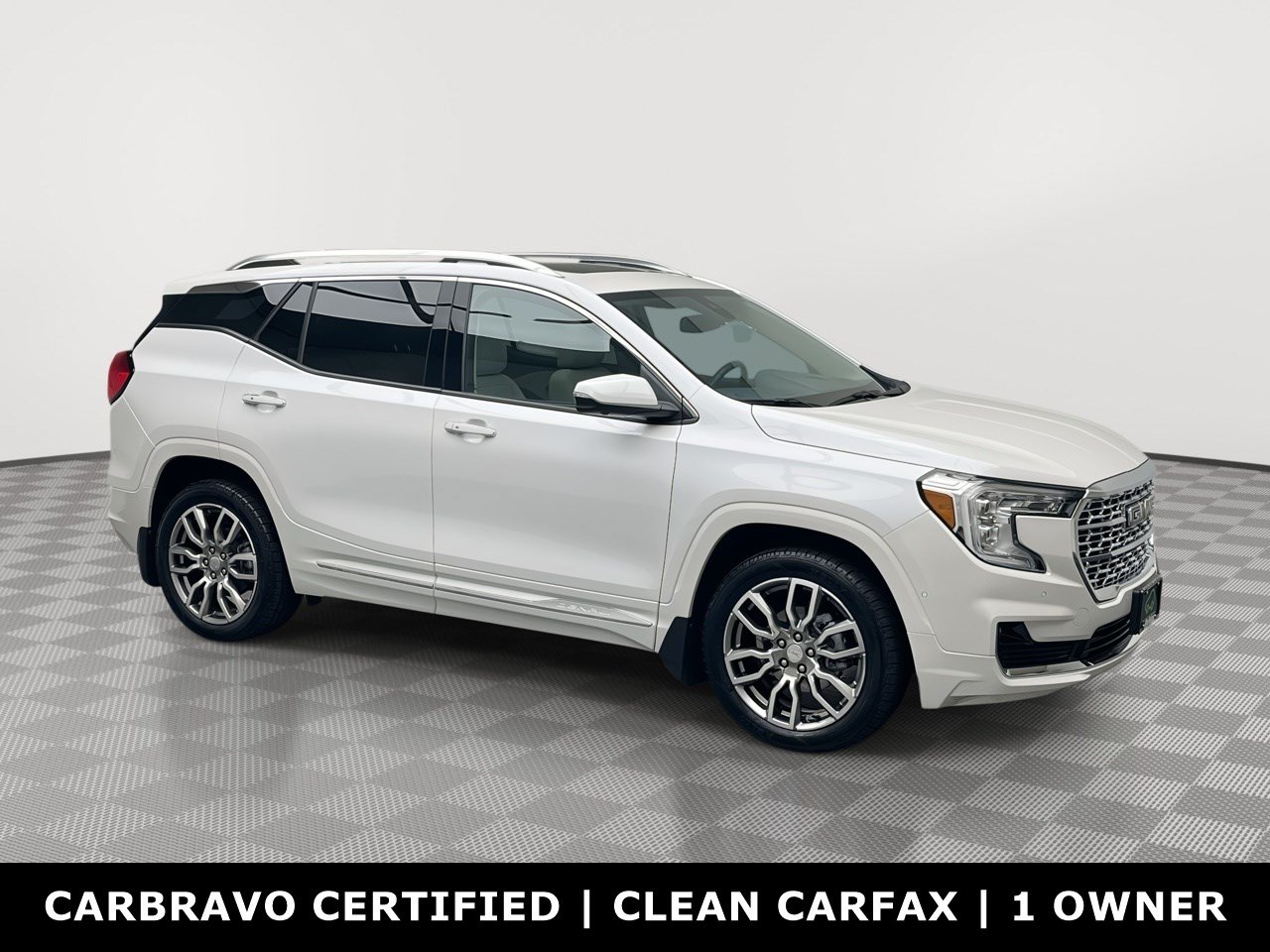 Certified 2024 GMC Terrain Denali w/ Denali Premium Package AWD/4WD image 1