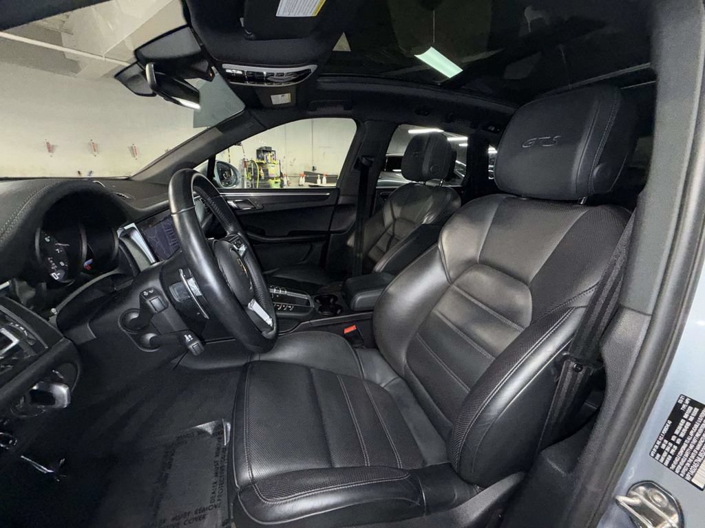 Used 2021 Porsche Macan GTS AWD/4WD image 3