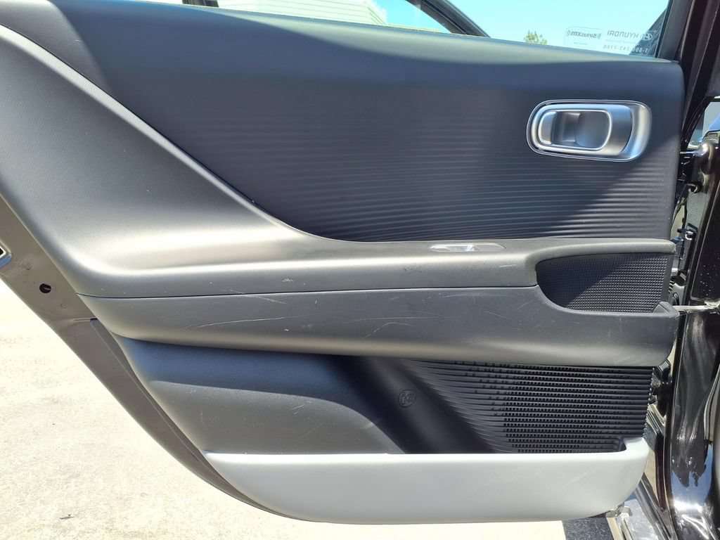 Used 2024 Hyundai Ioniq 6 SE RWD image 22