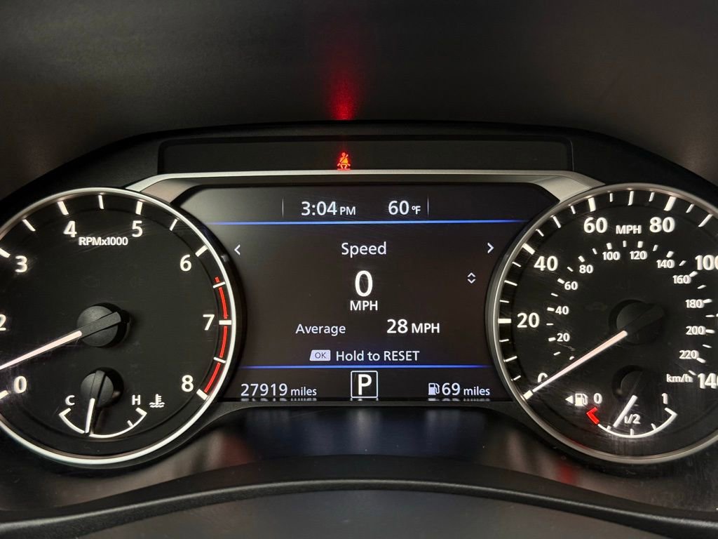 Used 2024 Nissan Altima 2.5 SR image 32