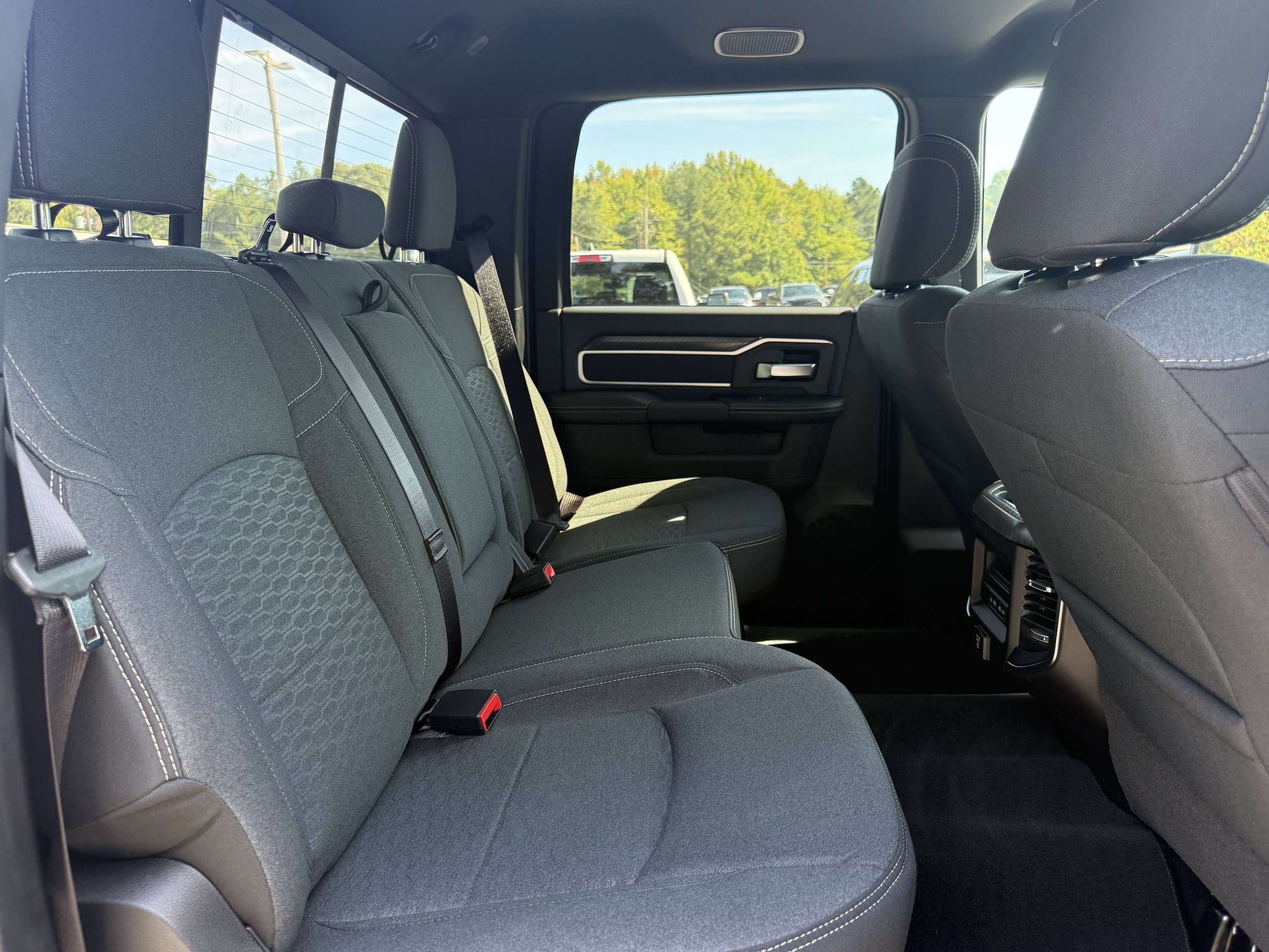 New 2026 RAM 3500 Big Horn AWD/4WD image 12