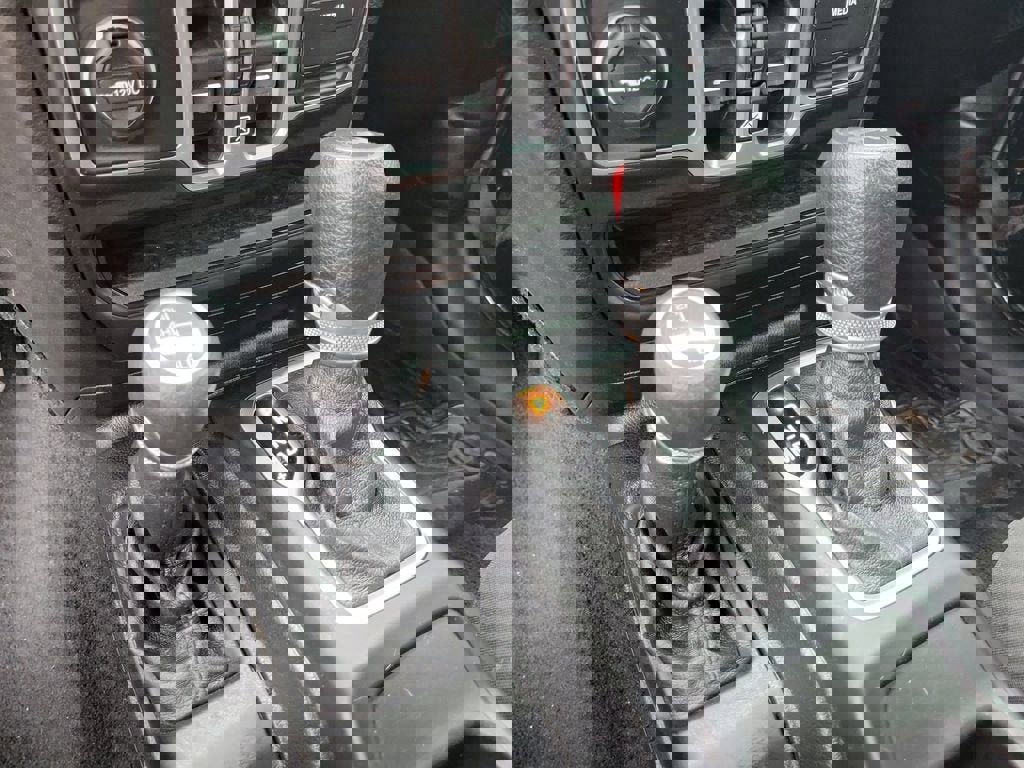 Used 2018 Jeep Wrangler Unlimited Sport S image 27