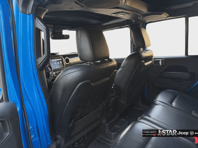Used 2021 Jeep Wrangler Unlimited Rubicon w/ Xtreme Recon 35" Tire Package AWD/4WD image 25