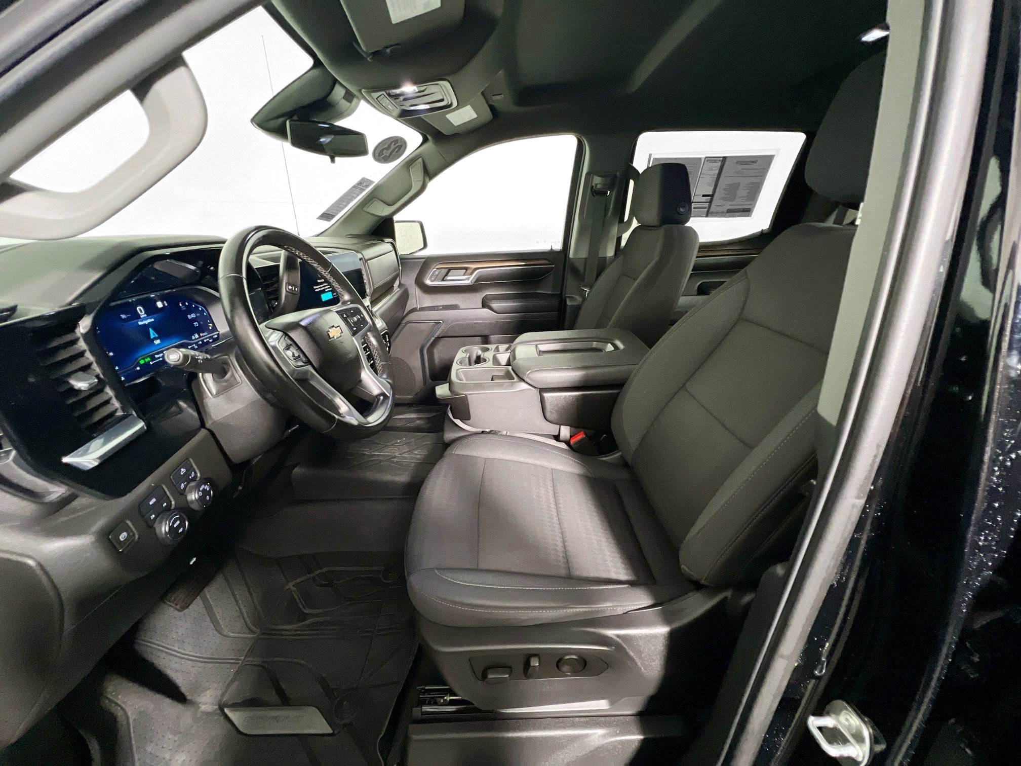 Used 2023 Chevrolet Silverado 1500 LT w/ Protection Package image 14