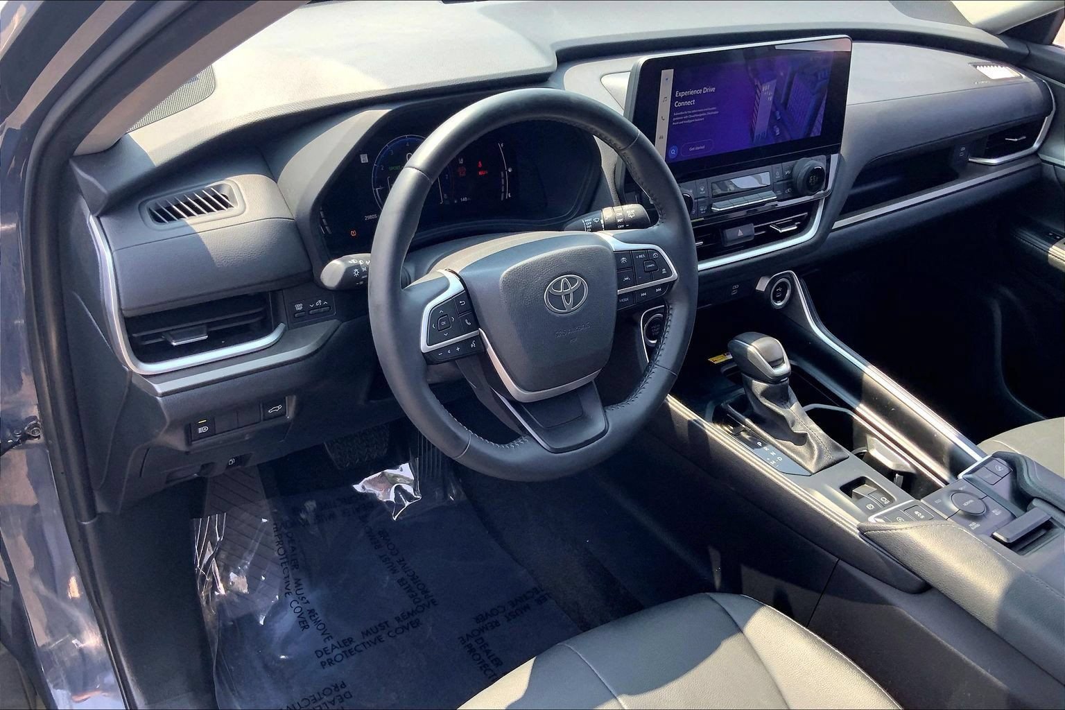 Used 2024 Toyota Grand Highlander AWD image 17
