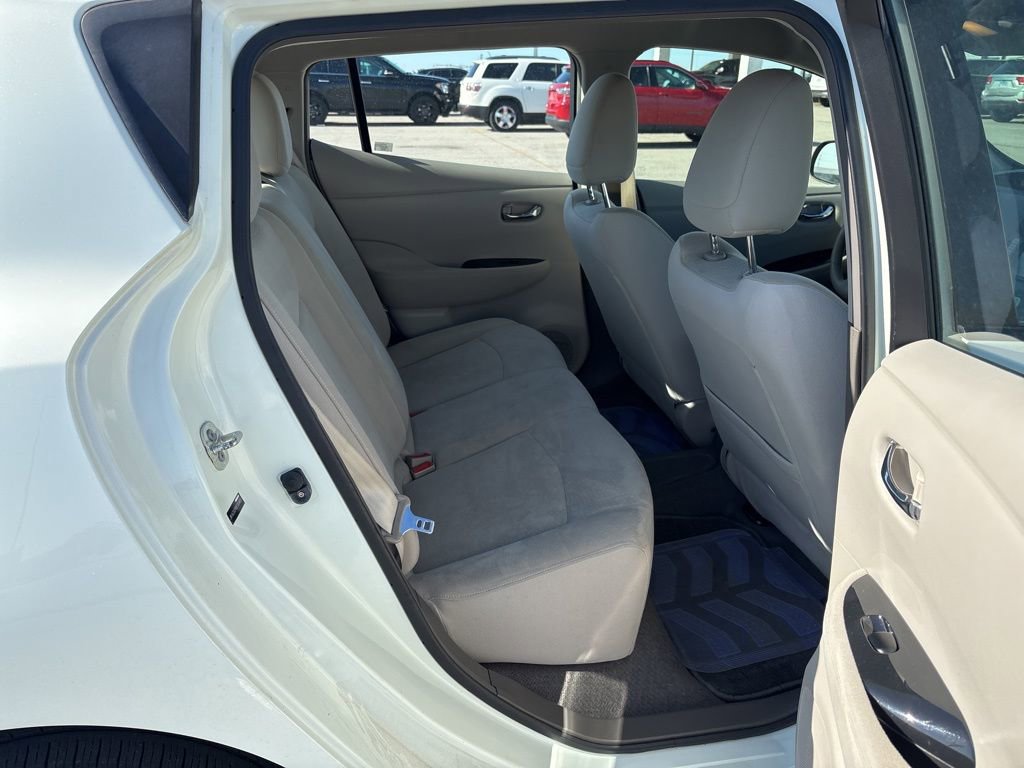 Used 2011 Nissan Leaf SL FWD image 17