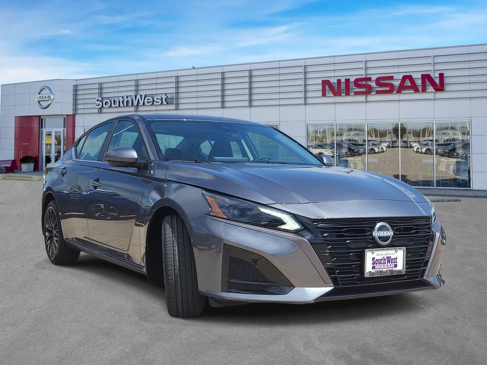 New 2026 Nissan Altima 2.5 SV w/ SV Special Edition Package FWD image 4